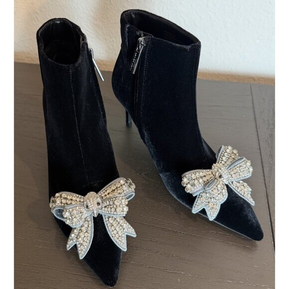 Kurt Geiger Size 6.5 / 36.5 Belgravia Black Velvet Rhinestone Bow Heel Boots - Picture 1 of 16